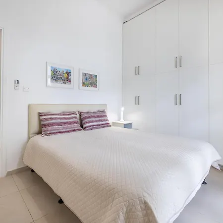 Pageant Homes Apartment *