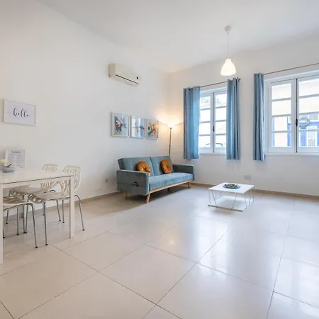 Pageant Homes Apartament