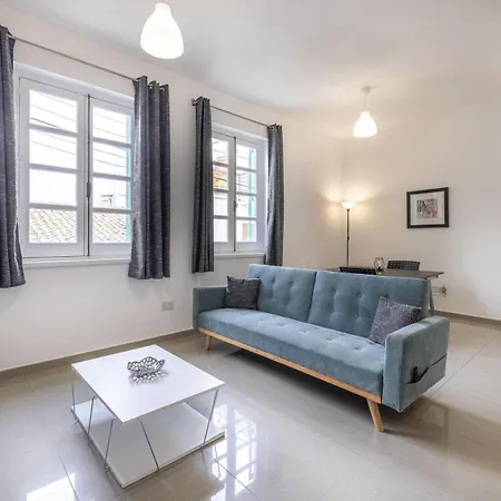 Apartament Pageant Homes *