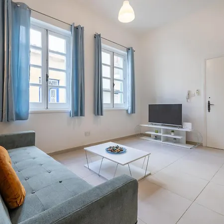 Pageant Homes Apartament