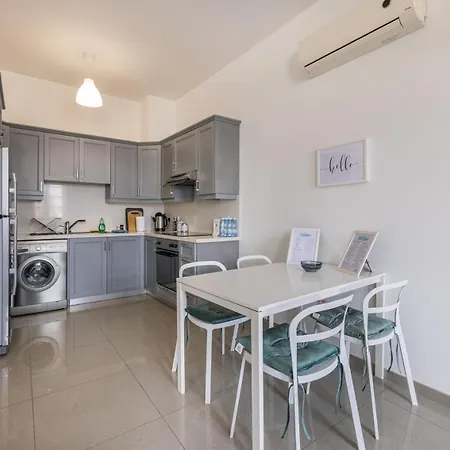 Pageant Homes Apartament