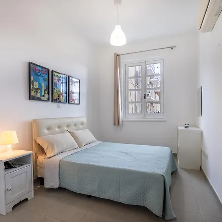 Appartamento Pageant Homes *