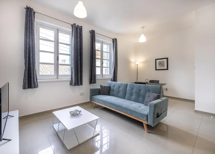 アパート Pageant Homes *