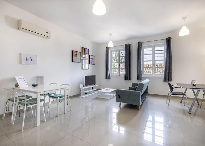 Pageant Homes * ニコシア