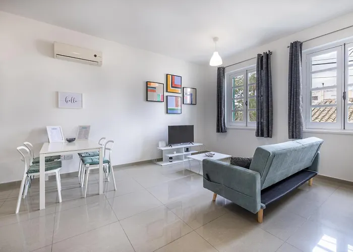 Διαμέρισμα Pageant Homes *