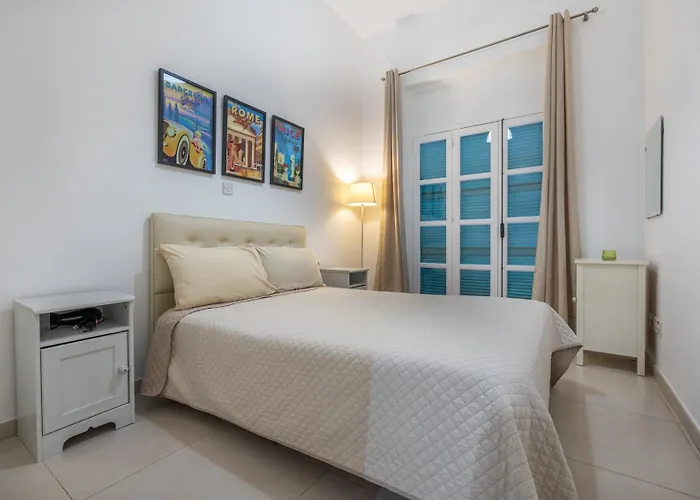 Διαμέρισμα Pageant Homes *